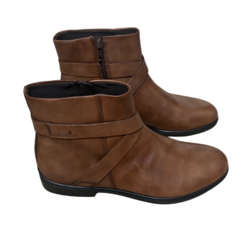 Ecco Boots